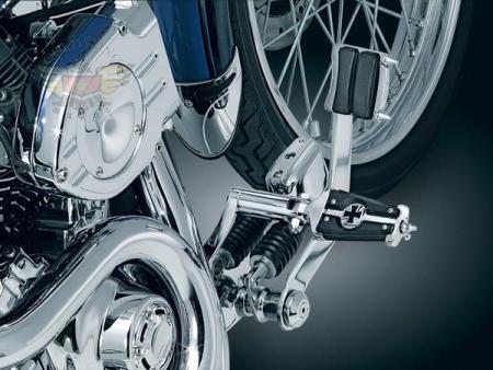 EXT. FORWARD CONTROL - '00-'06 SOFTAIL